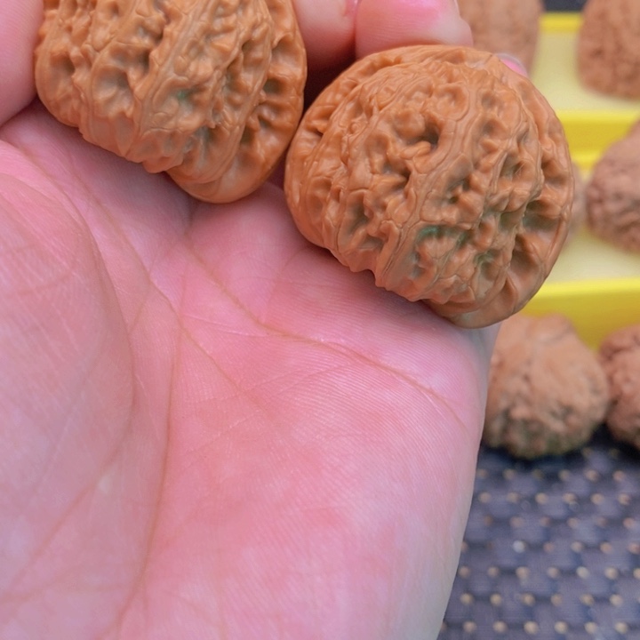 核桃手串/手链三角白狮子头39尺一点修
