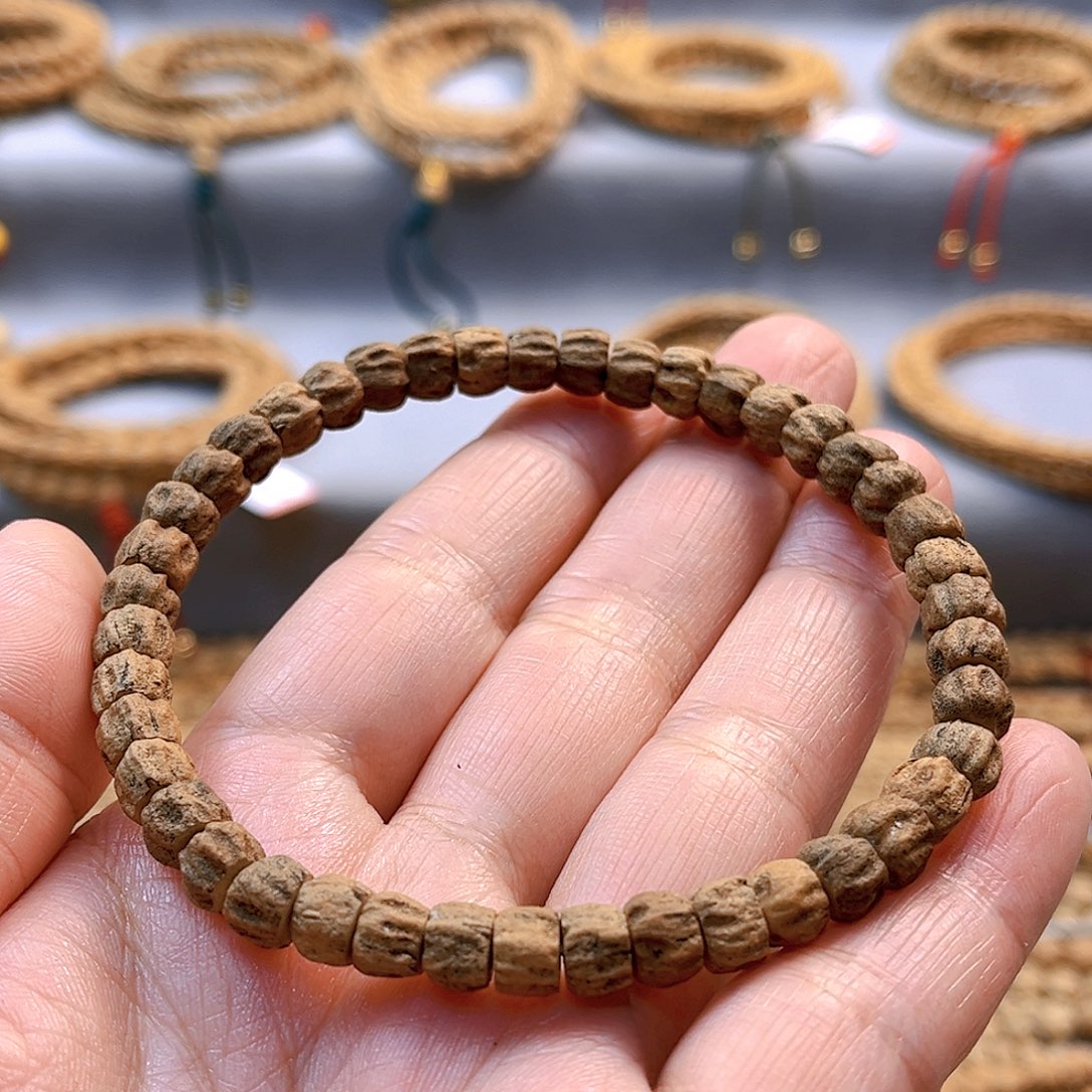 柏香籽/百香籽吊坠