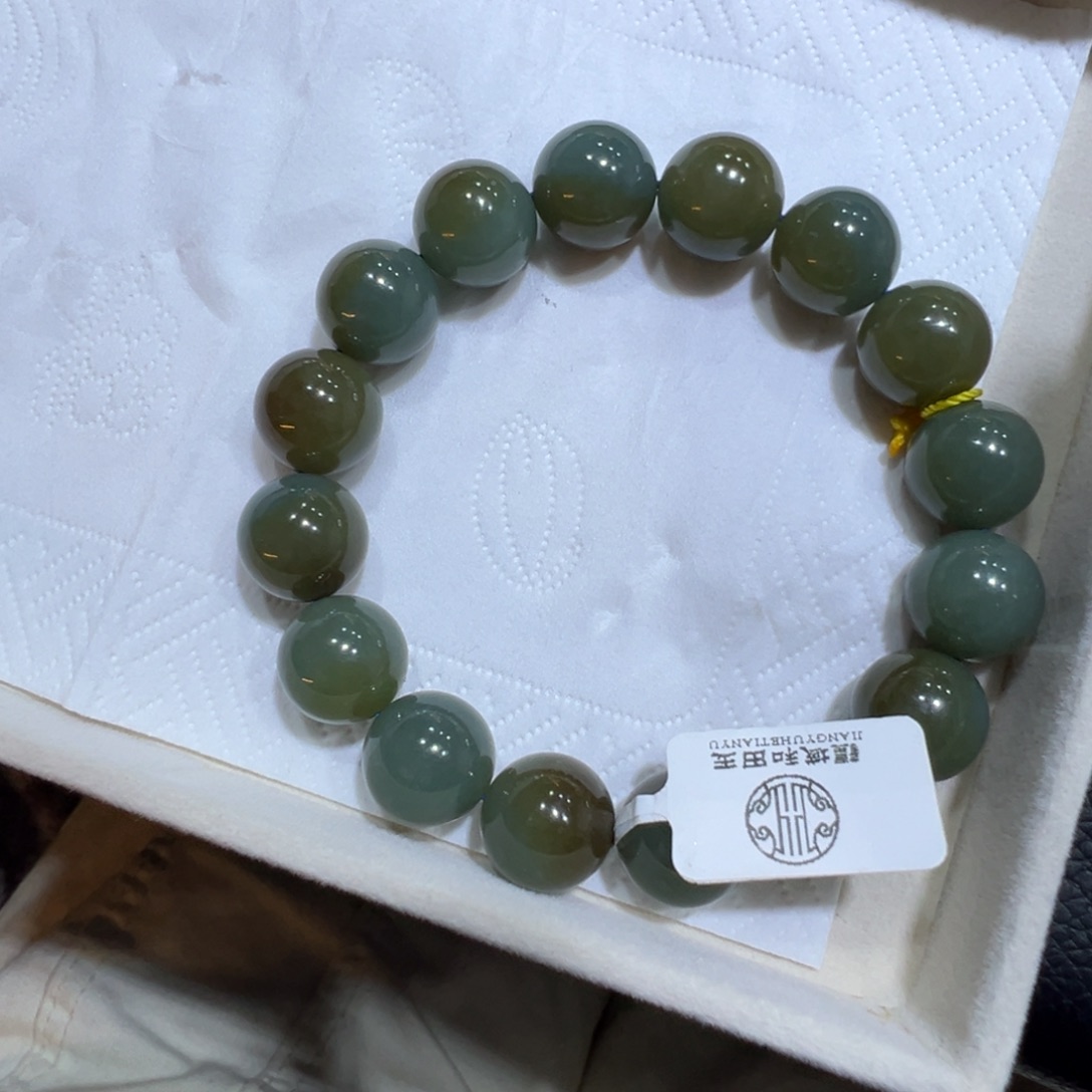 和田玉（糖玉）未镶嵌手链