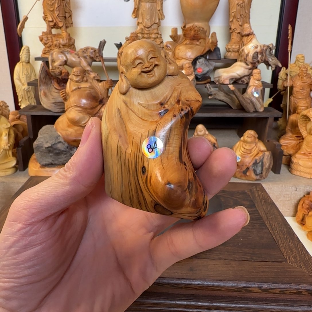崖柏小木匠艺雕一物一拍