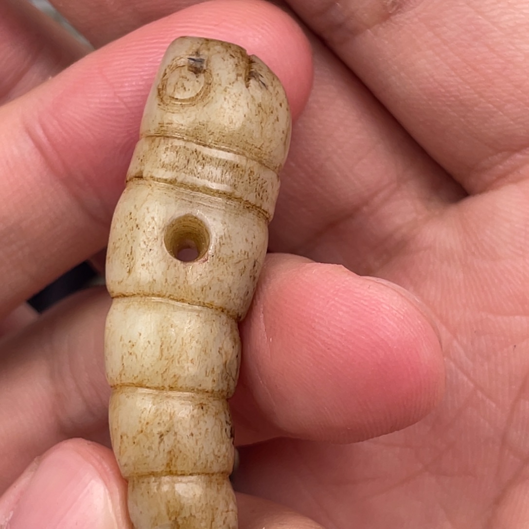 和田玉（糖玉）颈饰未镶嵌