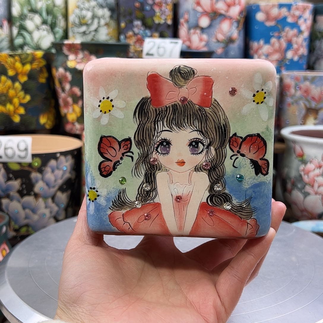 景德镇陶瓷花盆景德镇陶瓷花盆