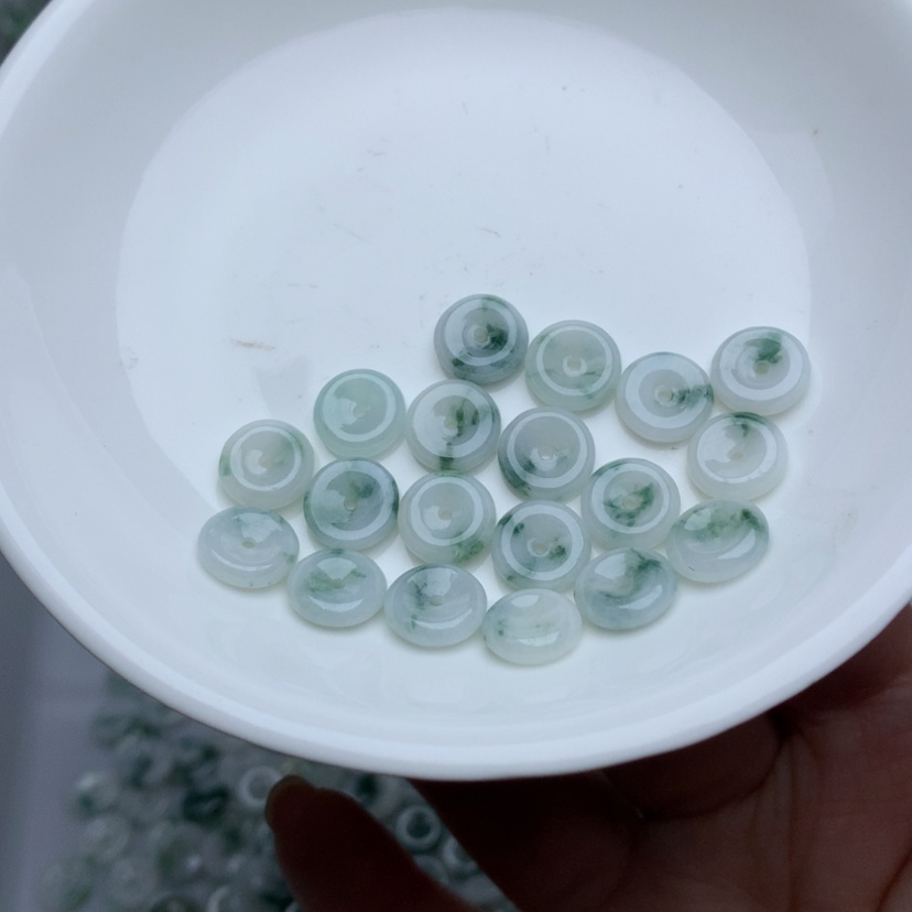 【闪购商品】翡翠手链未镶嵌卡9冰飘花平安扣10颗