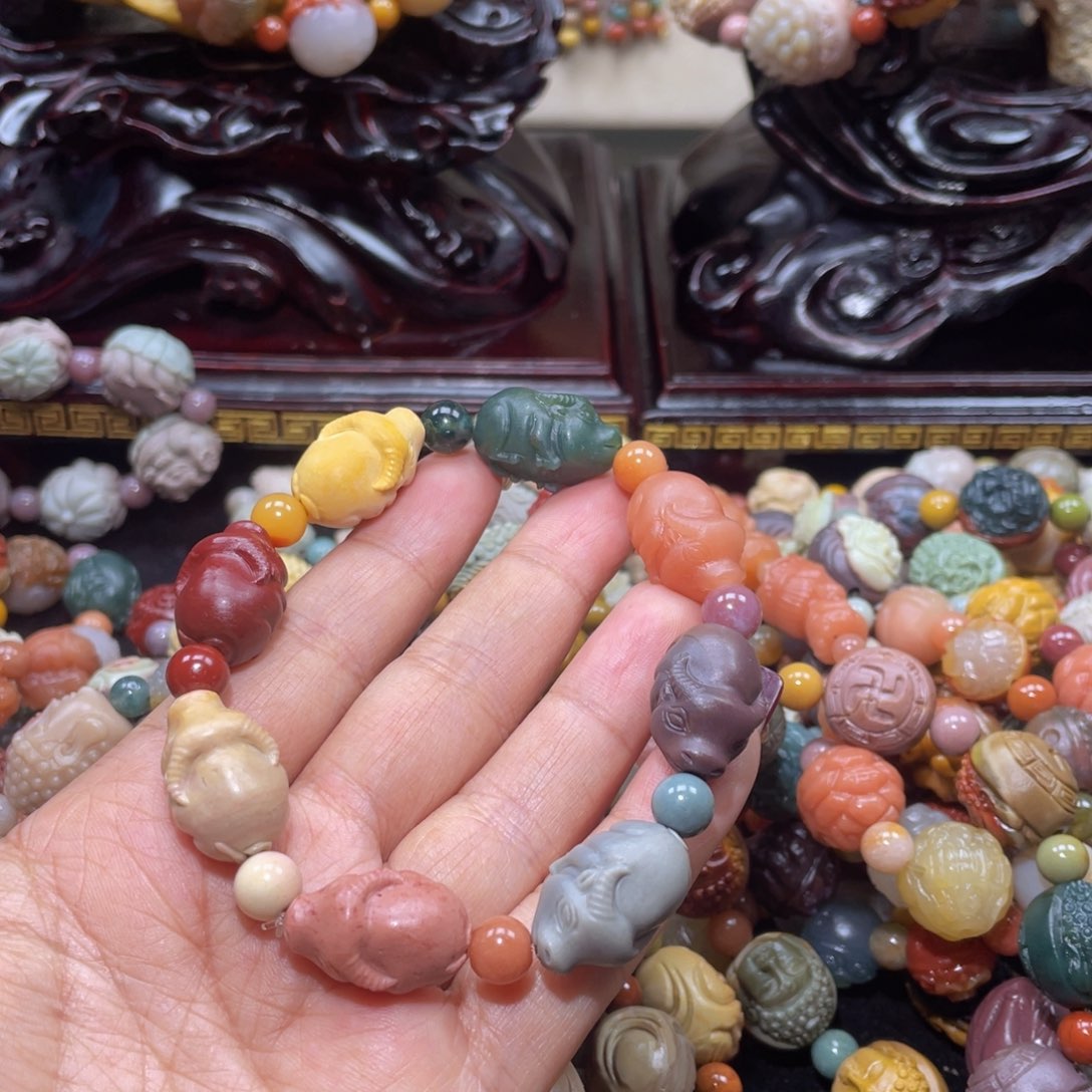 石英质玉手链未镶嵌