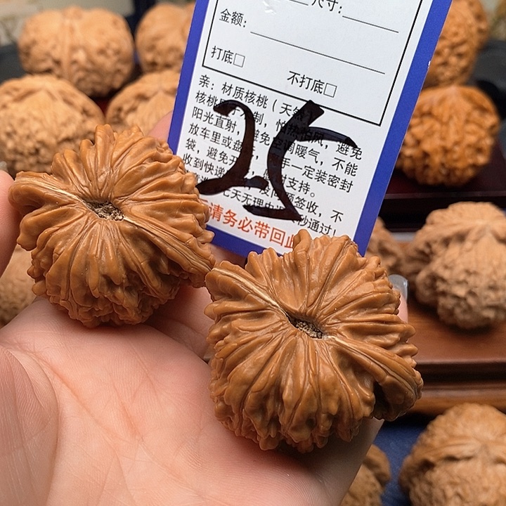 桃核吊坠四座楼狮子头47