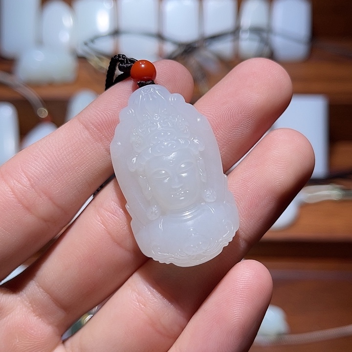 海***空和田玉（糖玉）未镶嵌颈饰