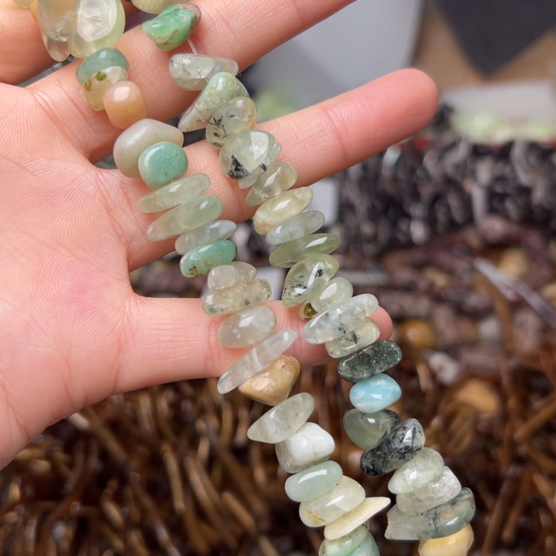 玛瑙/玉髓合金珠宝半成品N476。12mm天然葡萄石叠片一条