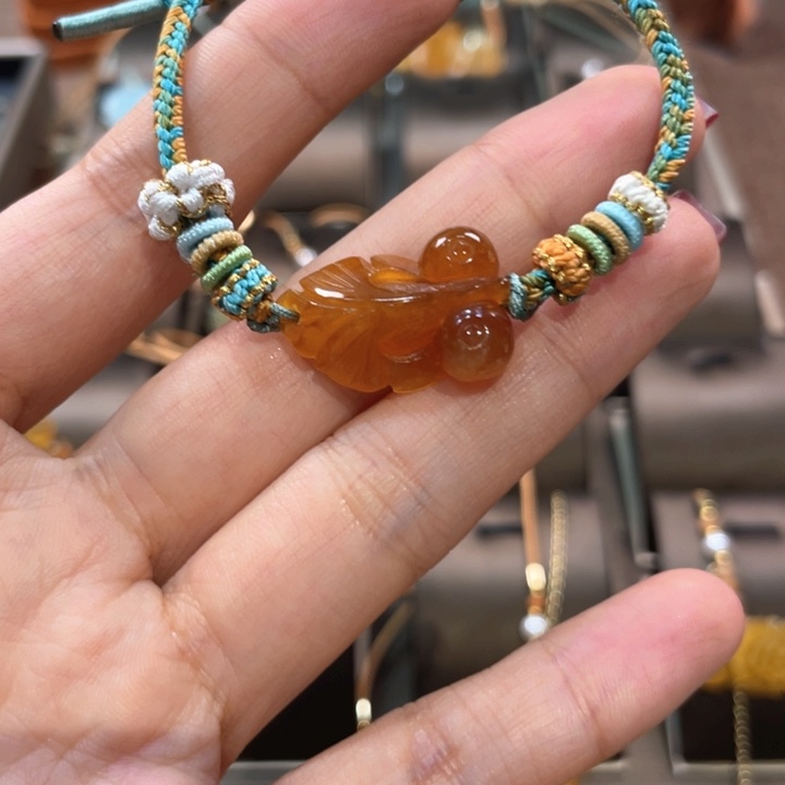 蛇纹石玉未镶嵌吊坠(赠链)