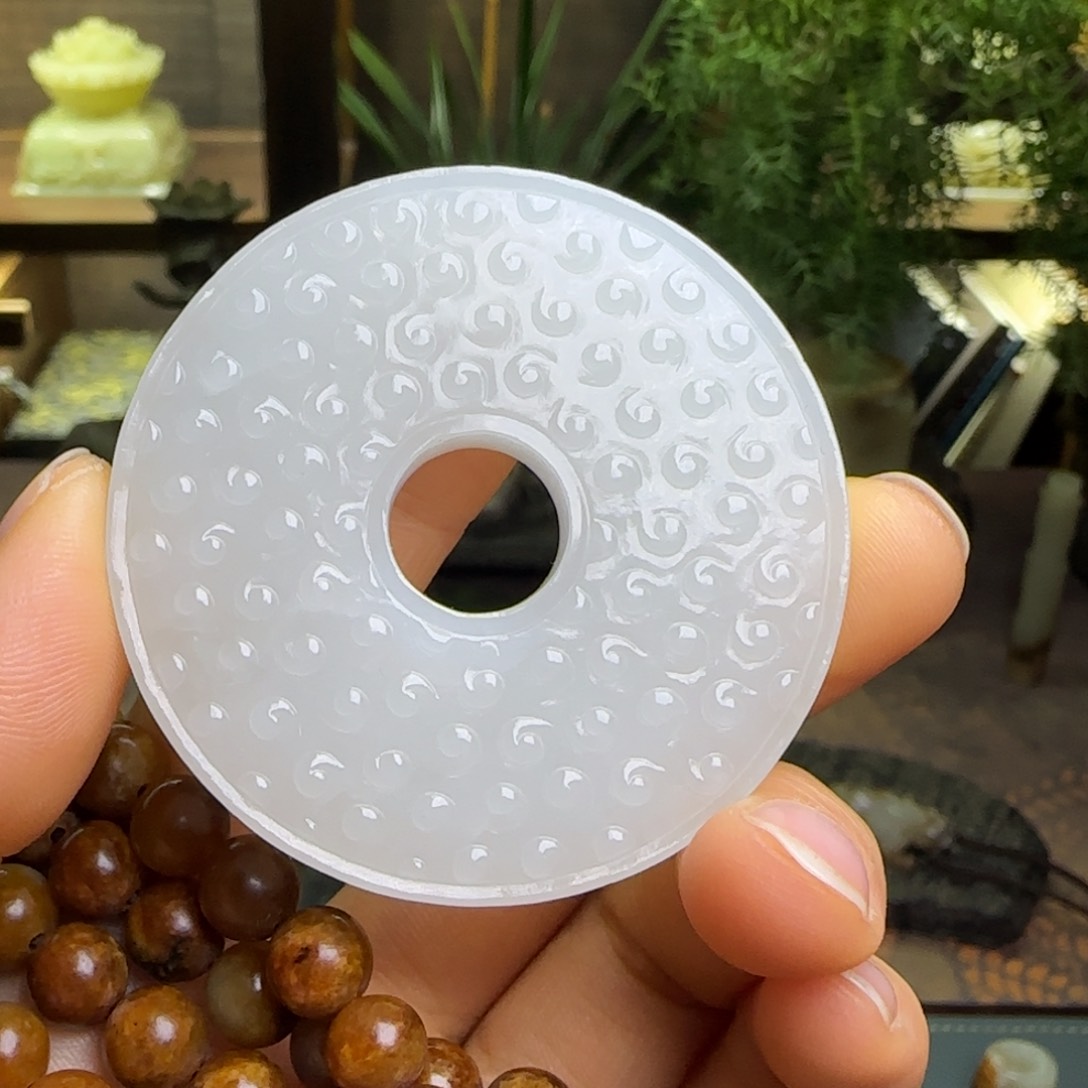 和田玉（糖玉）未镶嵌颈饰咖***茶