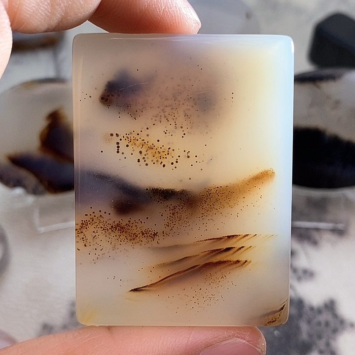 玛瑙/玉髓颈饰未镶嵌