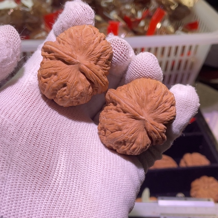 文玩核桃把件平谷元宝 112