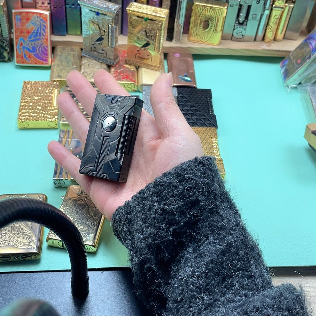 LS25直播间福利打火机