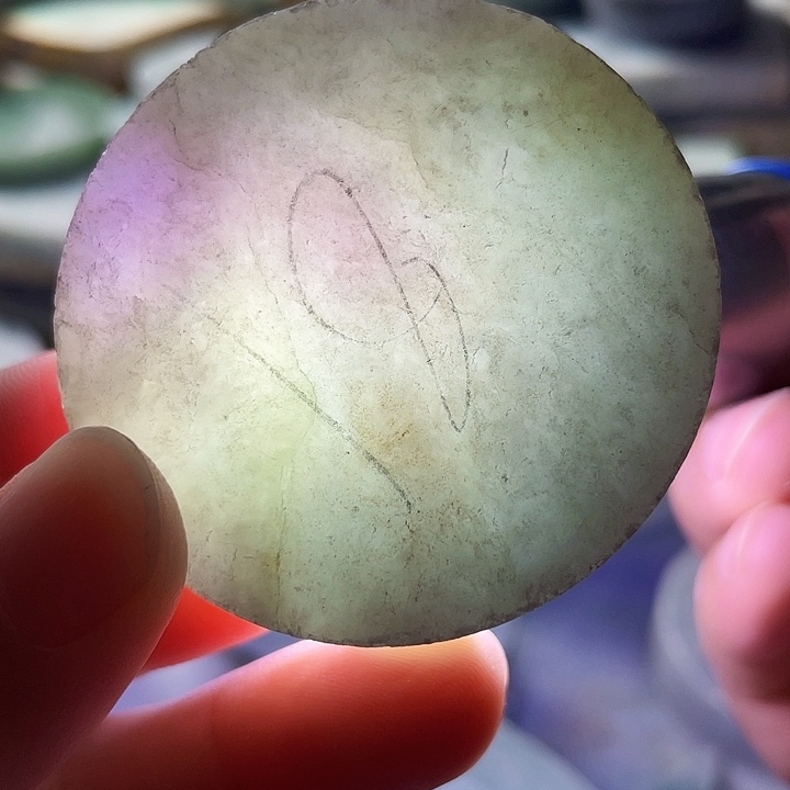 翡翠挂件未镶嵌毛料39