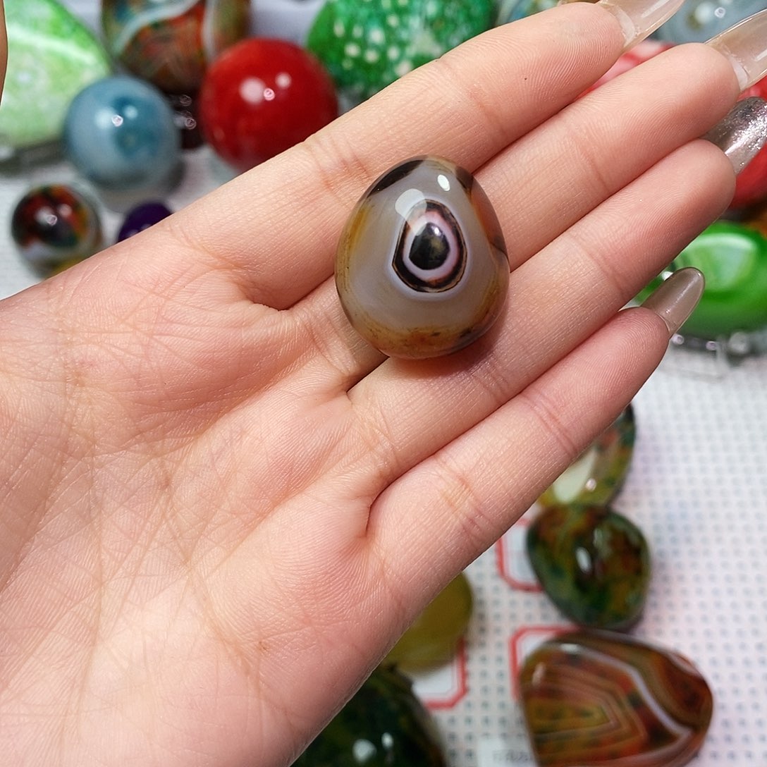 玛瑙/玉髓未镶嵌珠宝奇石