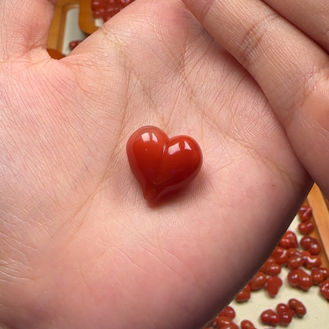 蓝****南红玛瑙未镶嵌挂件