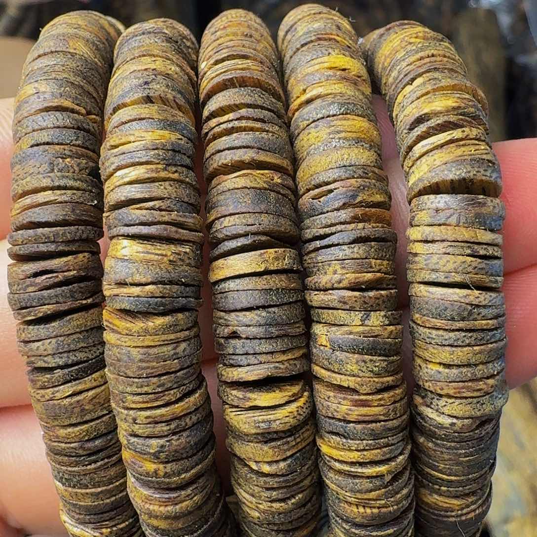 沉香手串沉水红油虫漏卡八多样性发一