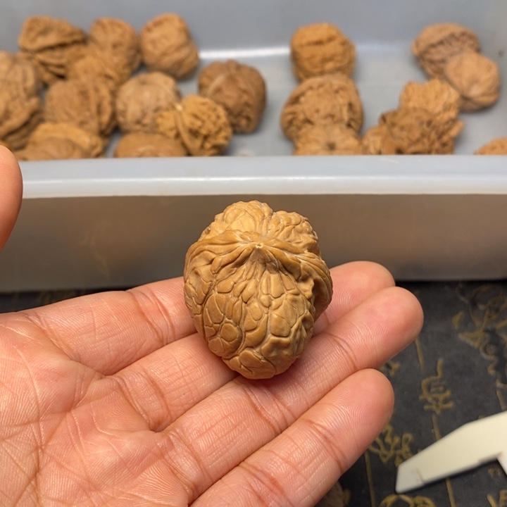 W***J吊坠文玩核桃文玩核桃异形单只