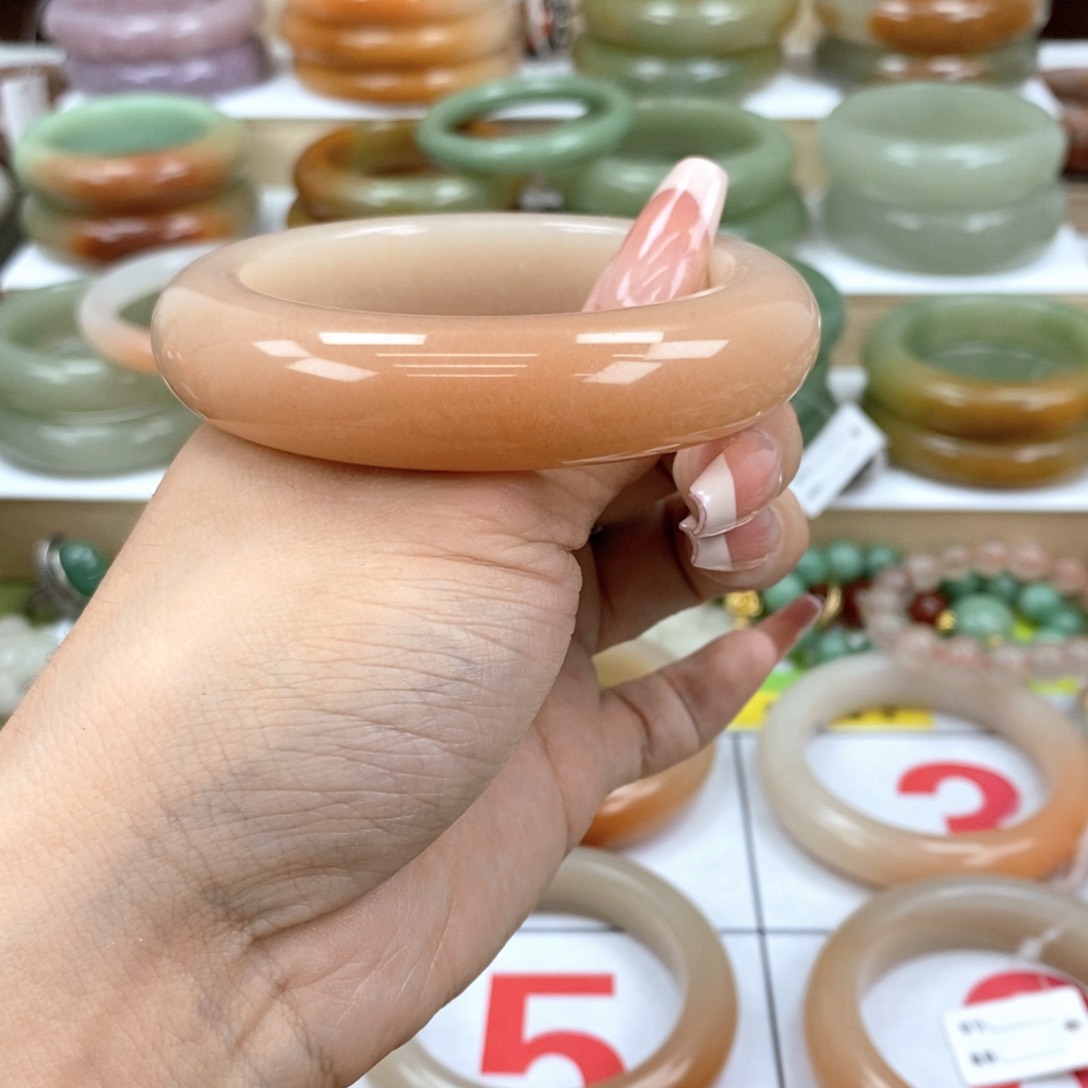 石英质玉手镯未镶嵌w*n