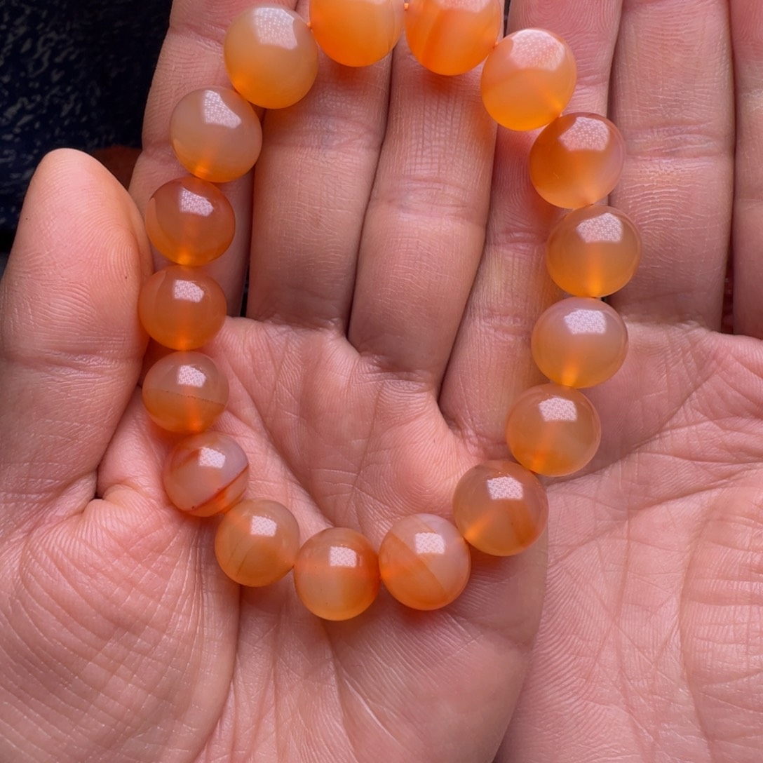 新***往玛瑙/玉髓未镶嵌手链