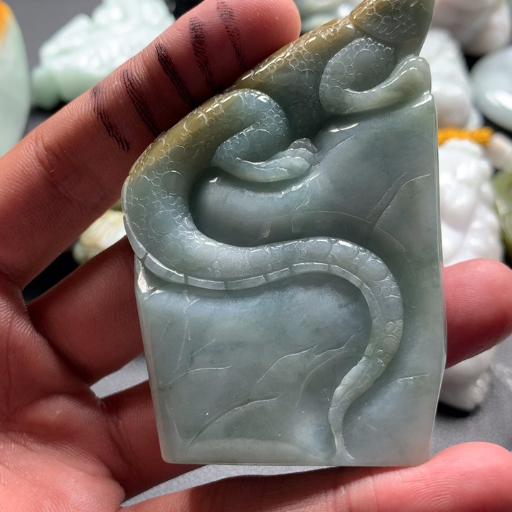 翡翠未镶嵌颈饰保真天然a货翡翠