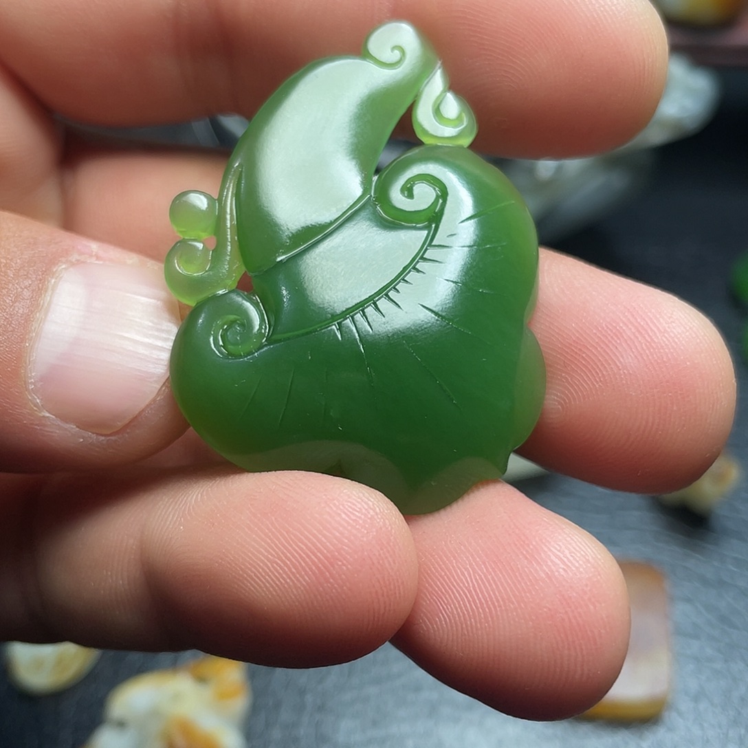 和田玉（碧玉）未镶嵌颈饰