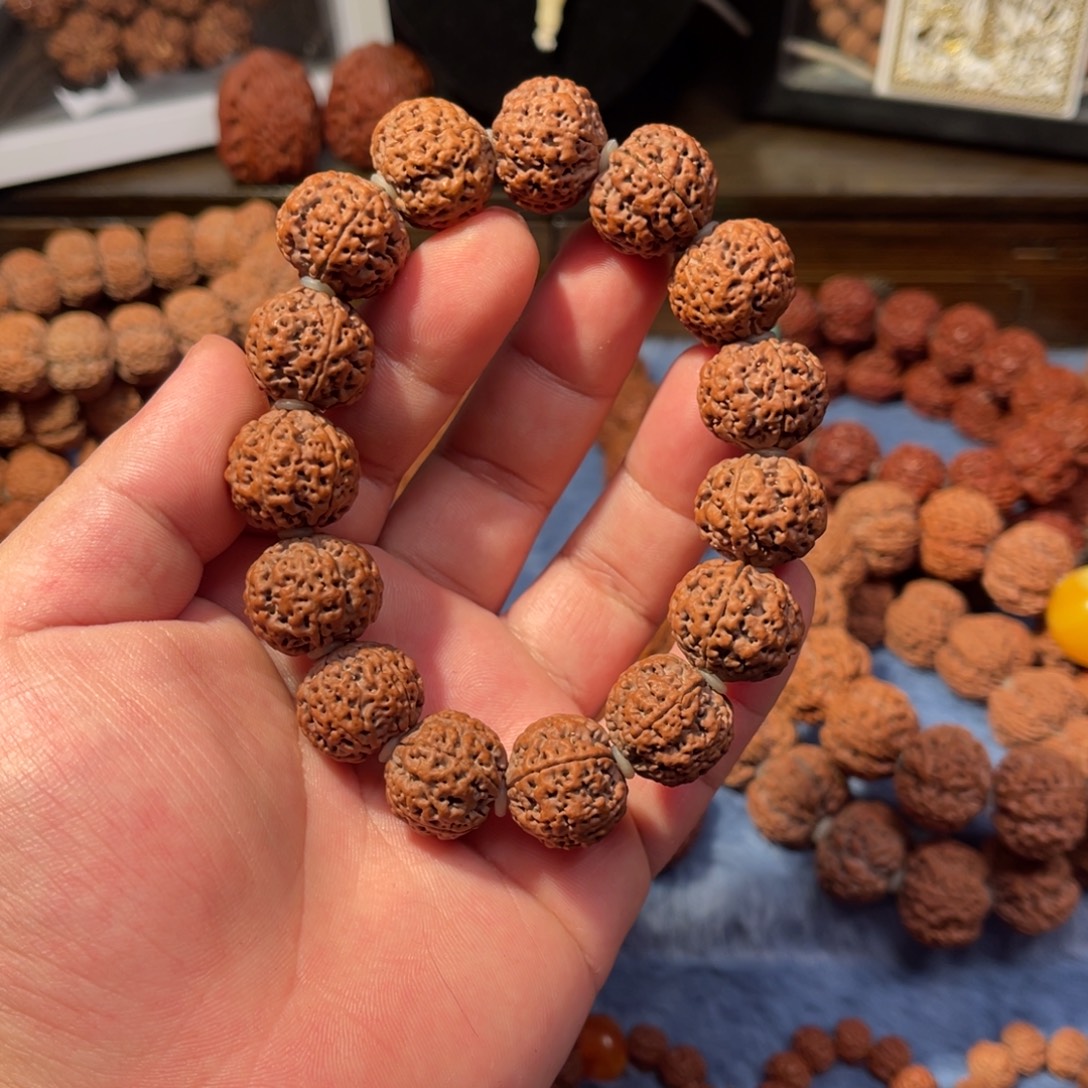 吊坠金刚菩提巨肉蜂王小尺寸