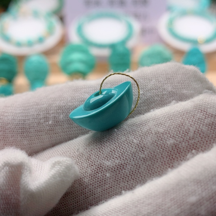 绿松石元宝未镶嵌