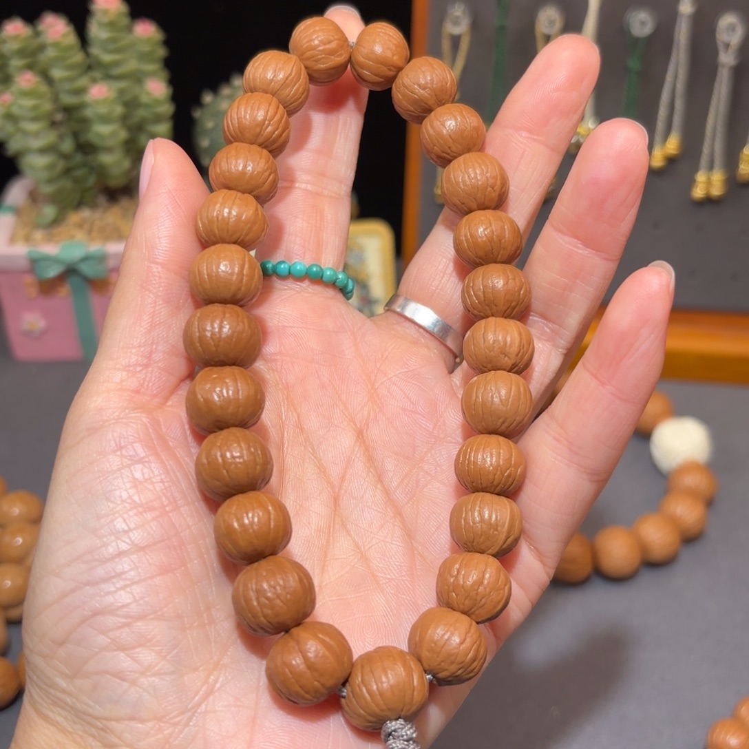 猴头核桃吊坠南瓜全品手持