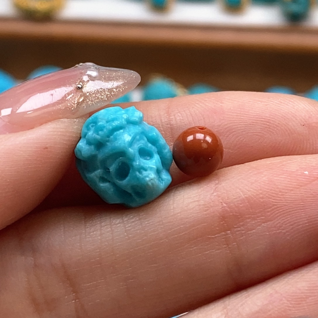 南红玛瑙颈饰未镶嵌