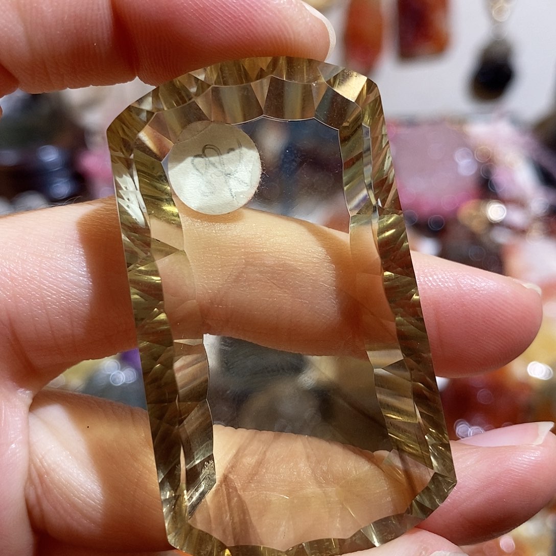 水晶颈饰未镶嵌虛**空吊坠