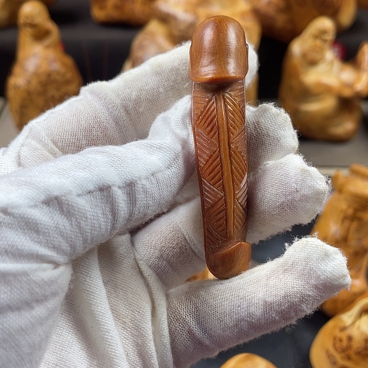 柏木（崖柏）如意手把件