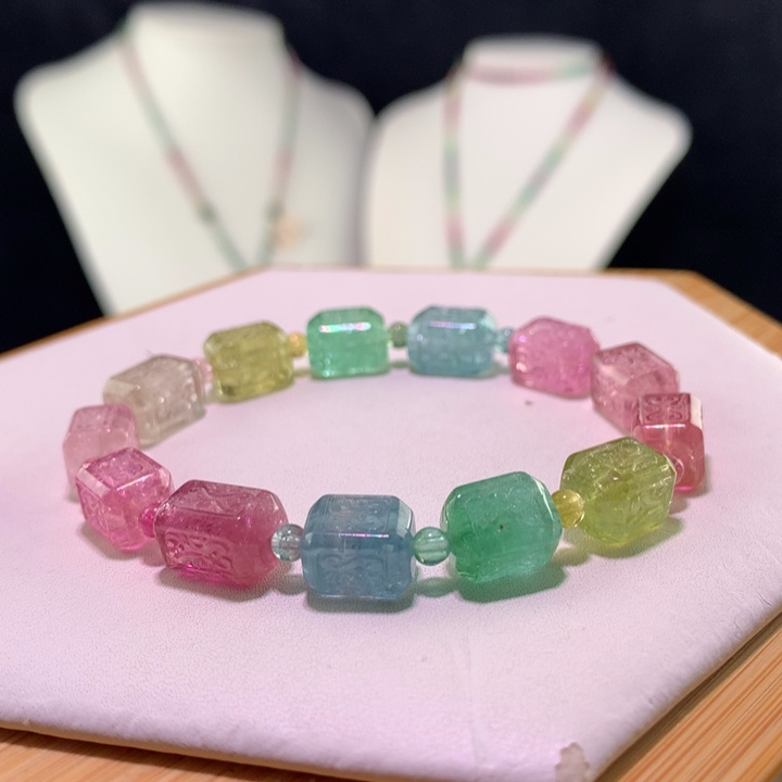 双色碧玺手链未镶嵌