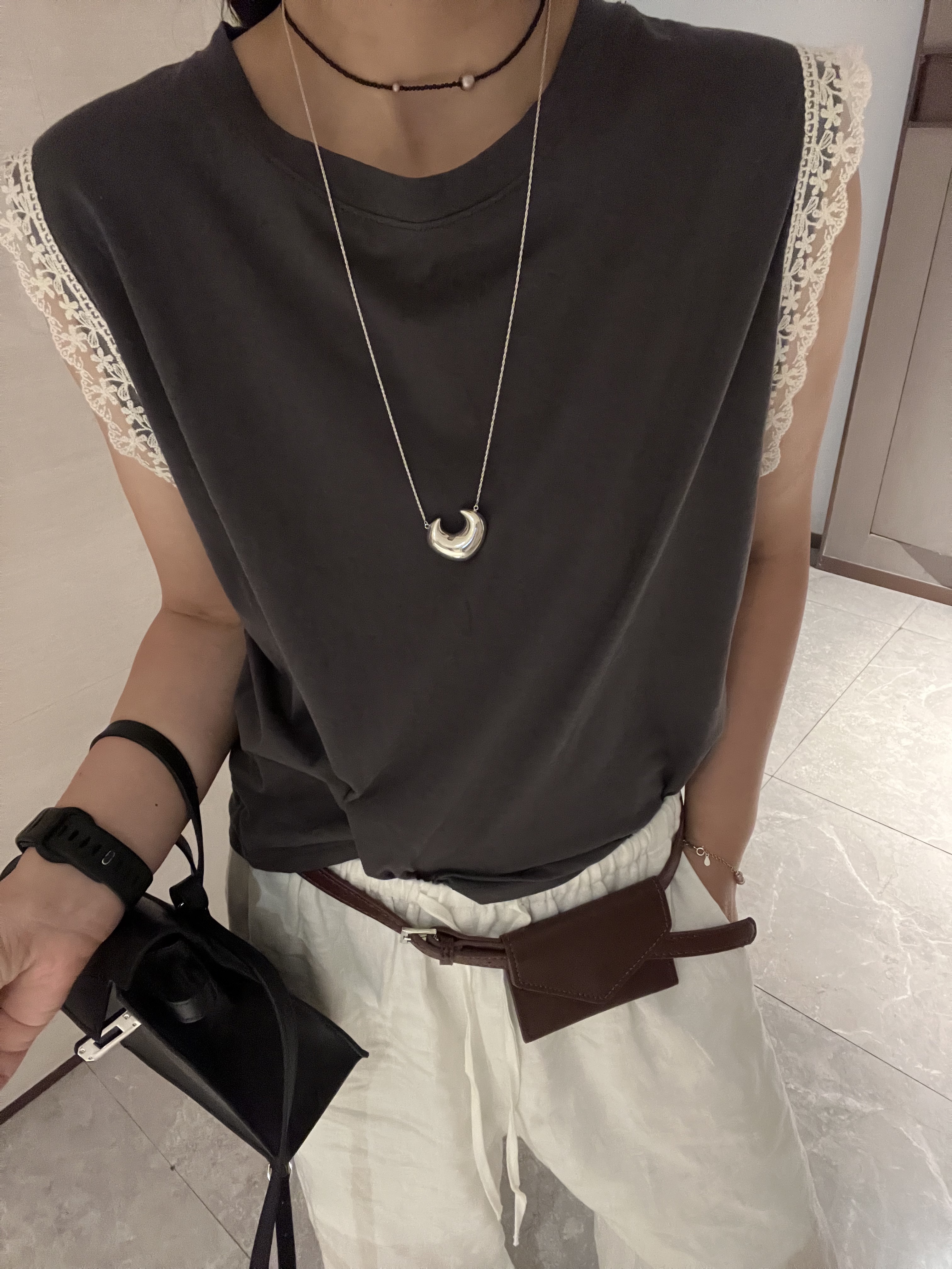 【Miss 程】东大门拼接蕾丝边宽松背心