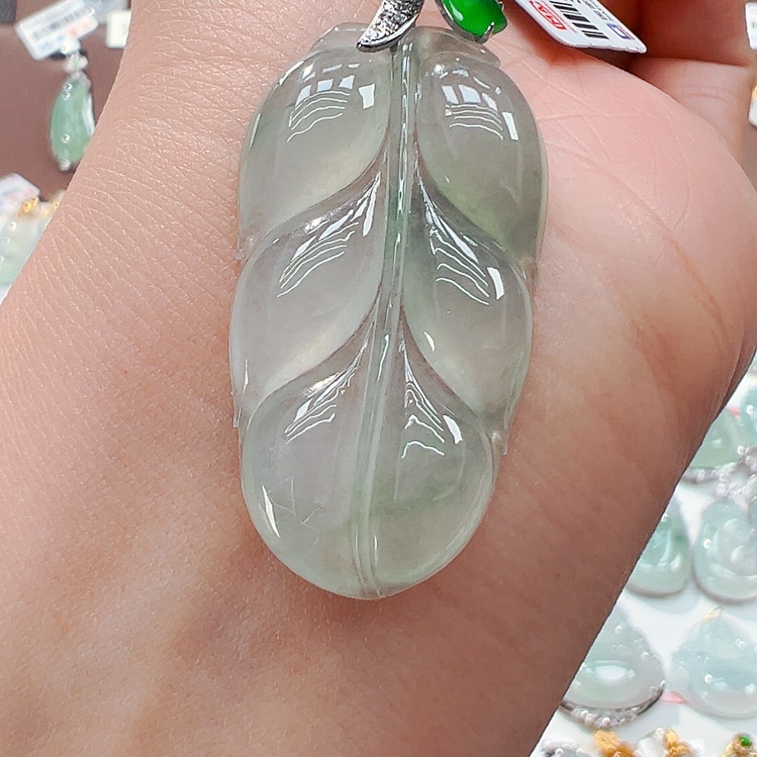 翡翠18K金镶嵌吊坠(不含链)叶子