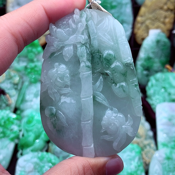 翡翠吊坠(不含链)未镶嵌