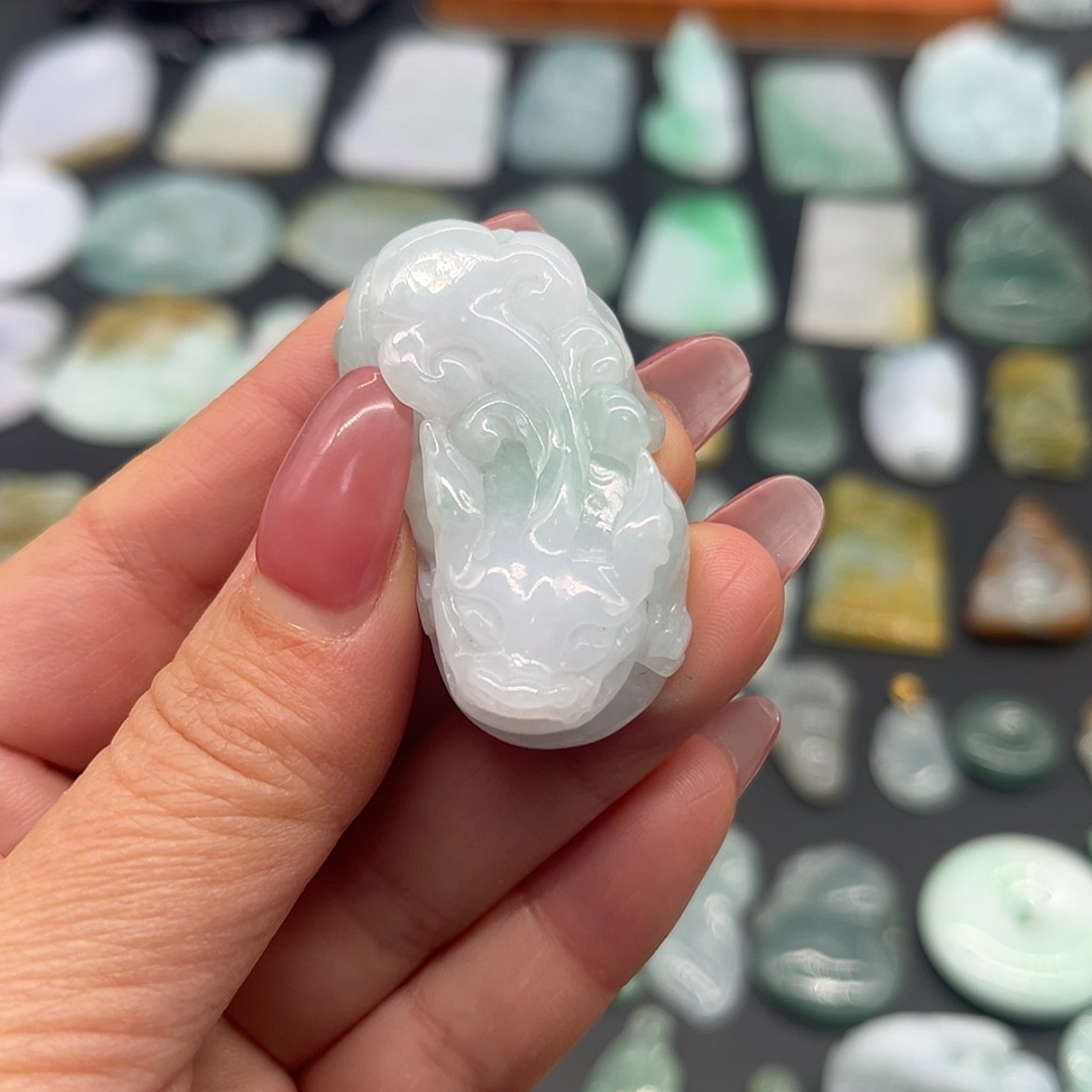 【闪购商品】翡翠颈饰未镶嵌貔貅