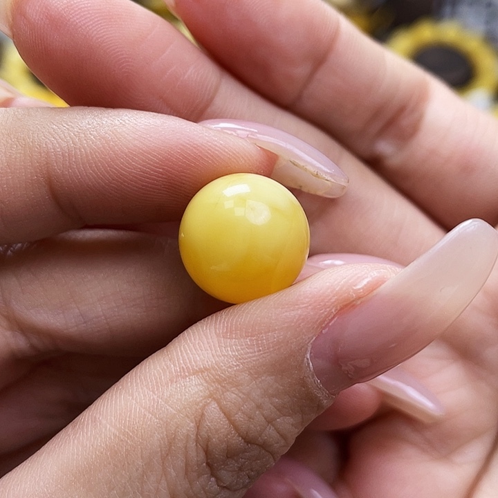 琥珀裸石未镶嵌单珠尺寸14.3mm微瑕