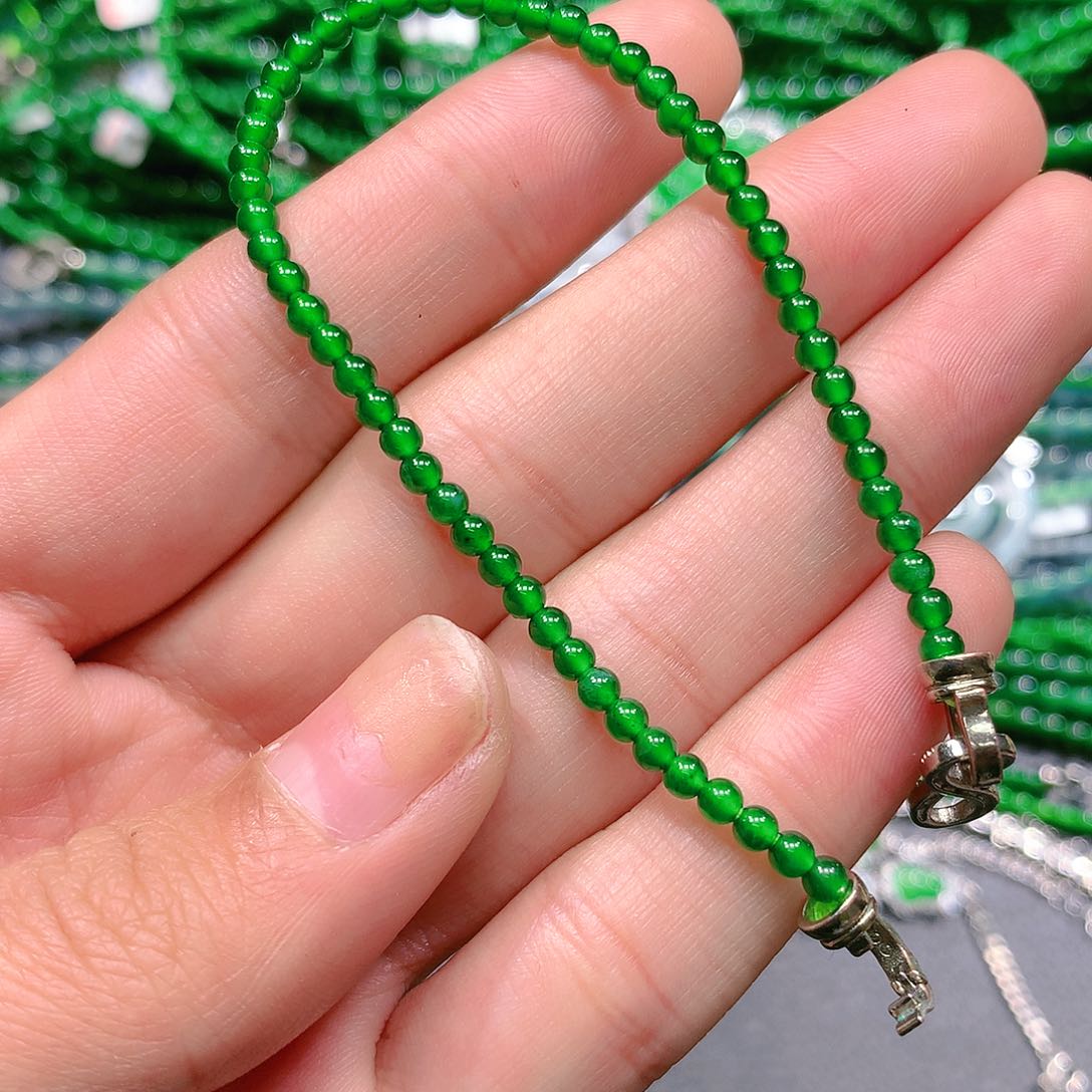 翡翠手串未镶嵌天然翡翠