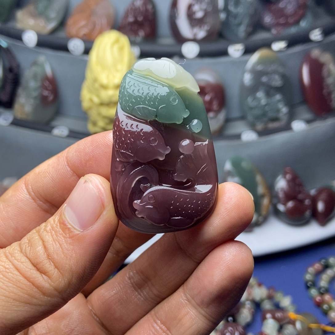 大***&玛瑙/玉髓未镶嵌颈饰