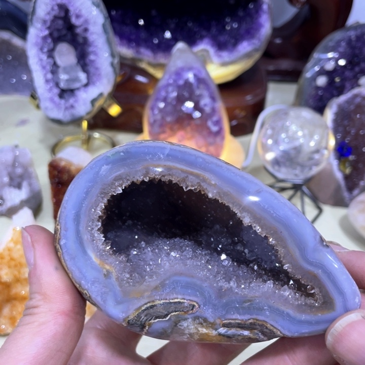 方解石未镶嵌紫晶