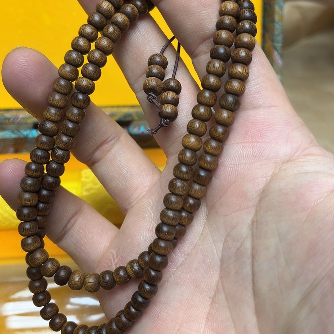 大叶紫檀（黑酸枝木类）