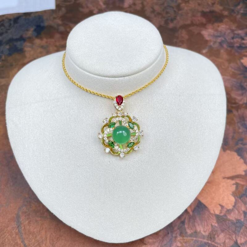 A25-天然 -高端 大气 时尚 转 吊坠 绿玉髓