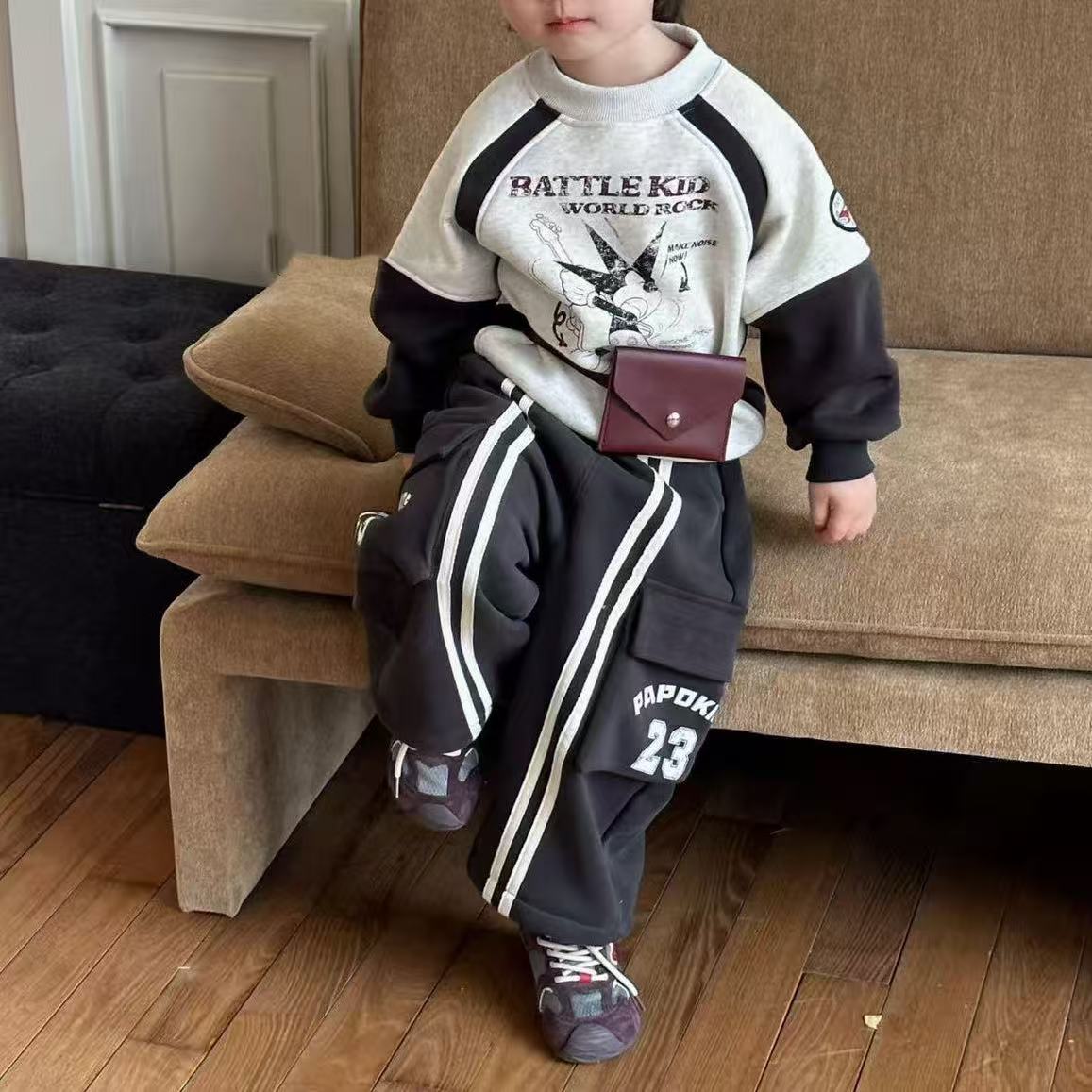 【300-389】儿童实体品牌服装