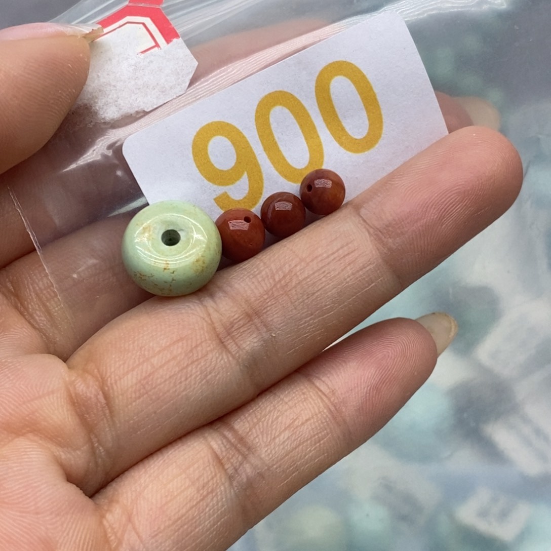 未镶嵌南红玛瑙珠宝奇石