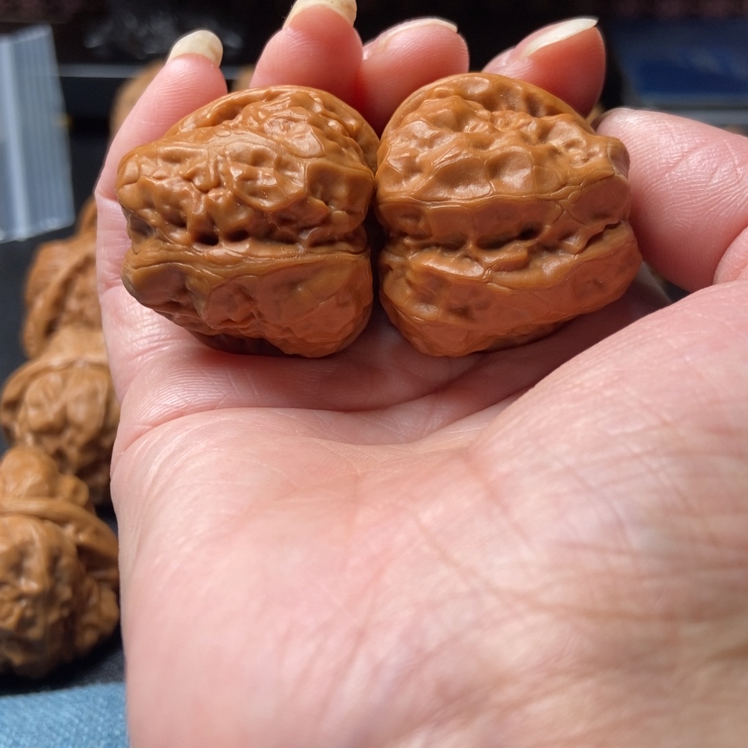 .***.文玩核桃把件蛤蟆头