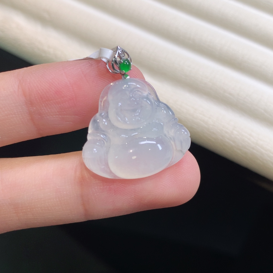 翡翠颈饰18K金镶嵌佛