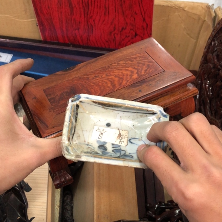 陶瓷孤品单件车里拍