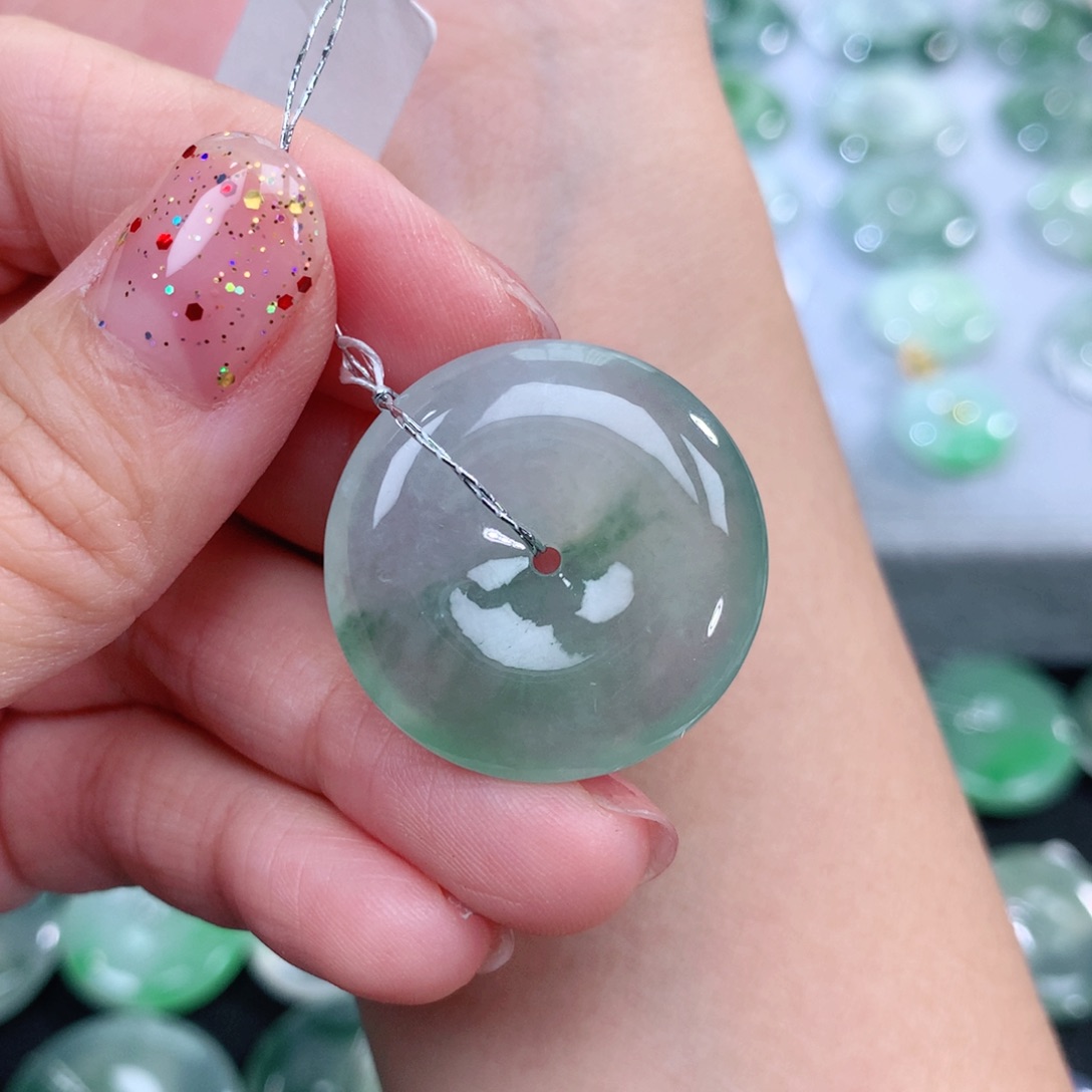 翡翠未镶嵌颈饰天然缅甸翡翠