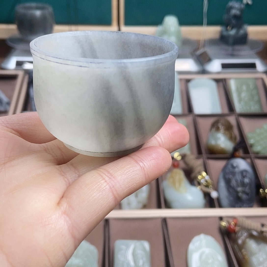 和田玉（糖玉）颈饰未镶嵌