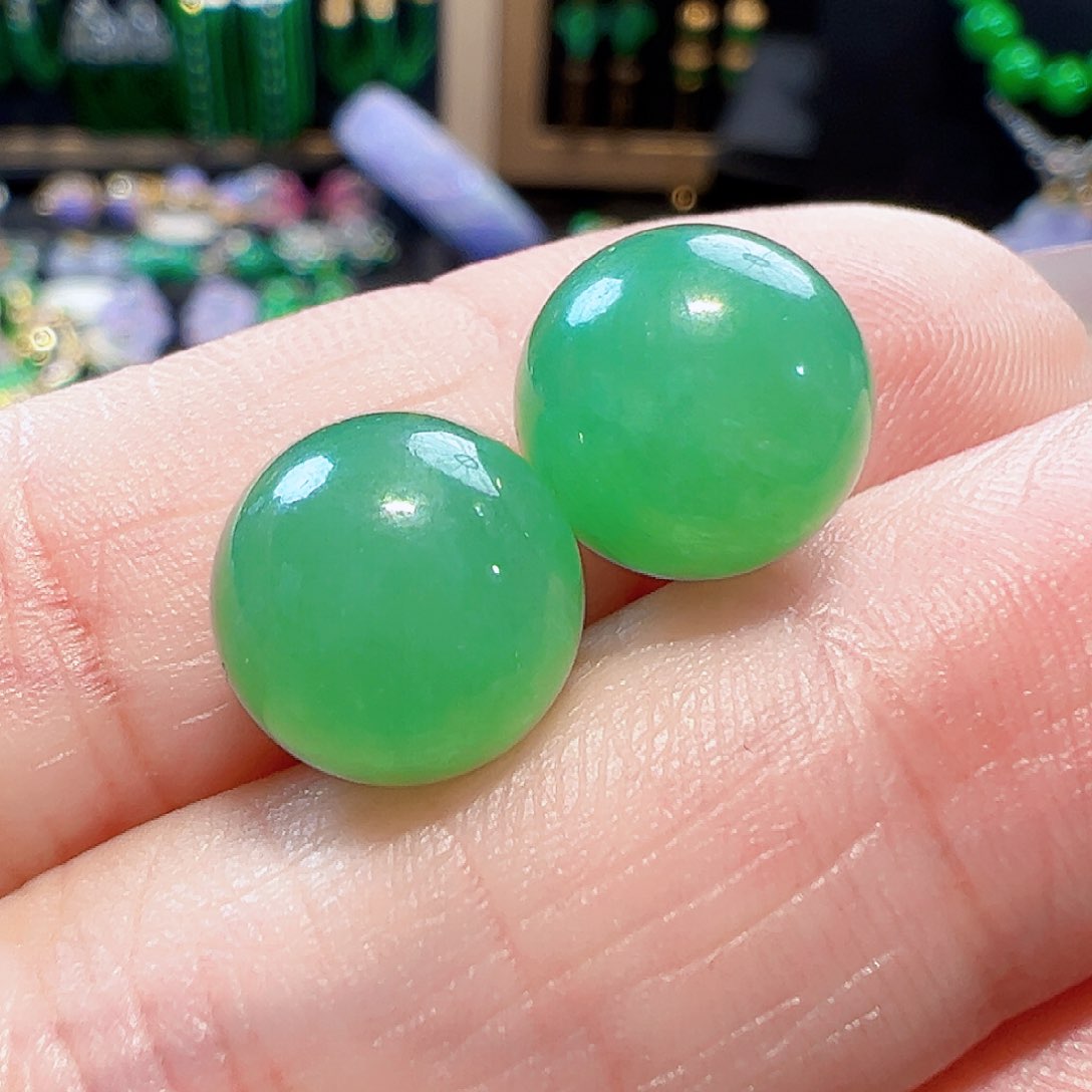 翡翠耳饰18K金镶嵌签收后24小时鉴赏期